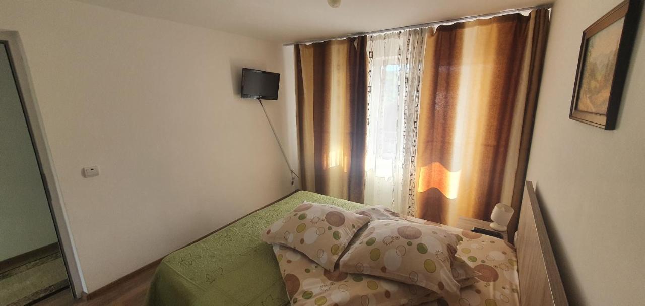 Hotel Casa Silvia Căpăţîneni-Ungureni Exteriér fotografie