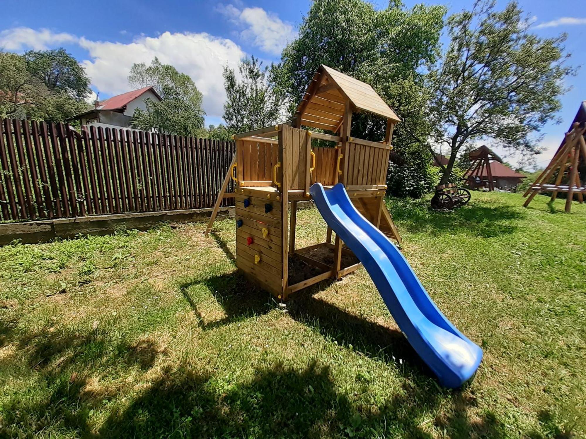 Hotel Casa Silvia Căpăţîneni-Ungureni Exteriér fotografie